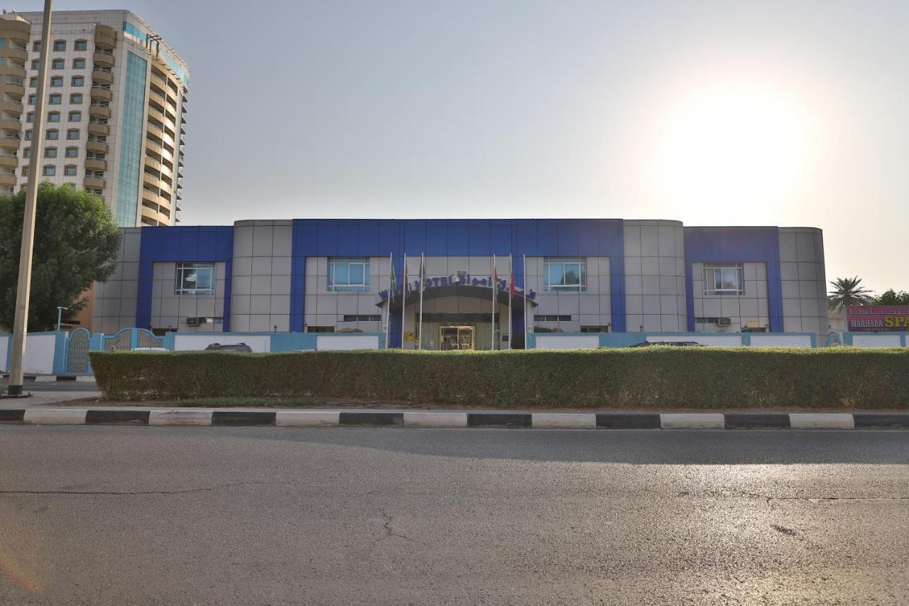 Oyo 366 Waves Hotel Ajman Buitenkant foto